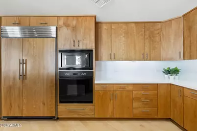 2402 E Esplanade Lane #704, Phoenix, AZ 85016 - Photo 18