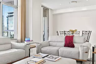 2402 E Esplanade Ln, Phoenix, AZ 85016 - Photo 12