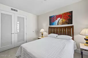 2402 E Esplanade Ln, Phoenix, AZ 85016 - Photo 22