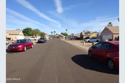 8602 W Wethersfield Road, Peoria, AZ 85381 - Photo 6