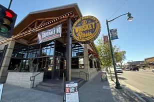 240 W Juniper Ave, Gilbert, AZ 85233 - Photo 8