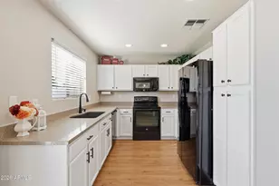 17449 W Calavar Rd, Surprise, AZ 85388 - Photo 8