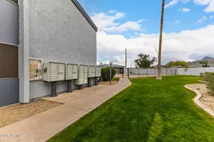 7550 N 12th St, Phoenix, AZ 85020 - Photo 14