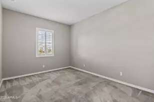 1073 E Holland Park Dr, Gilbert, AZ 85297 - Photo 42