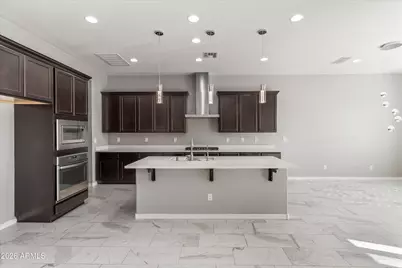 1073 E Holland Park Drive, Gilbert, AZ 85297 - Photo 10