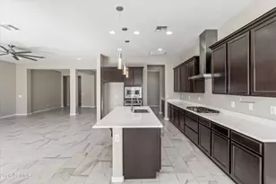 1073 E Holland Park Dr, Gilbert, AZ 85297 - Photo 12