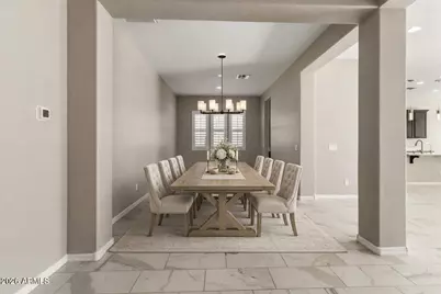 1073 E Holland Park Drive, Gilbert, AZ 85297 - Photo 8