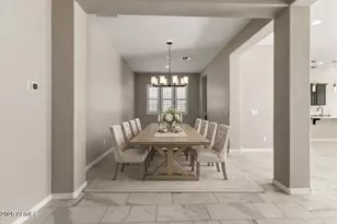 1073 E Holland Park Dr, Gilbert, AZ 85297 - Photo 8