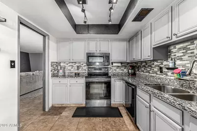 5249 W Mountain View Road, Glendale, AZ 85302 - Photo 2