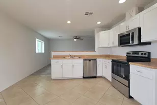 2955 W St Moritz Ln, Phoenix, AZ 85053 - Photo 8