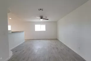 2955 W St Moritz Ln, Phoenix, AZ 85053 - Photo 4