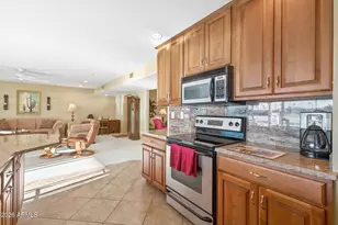 13806 N Crown Point, Sun City, AZ 85351 - Photo 12