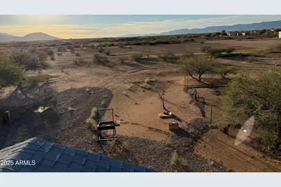50910 W Long Rifle Road, Aguila, AZ 85320 - Photo 40