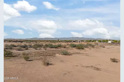 50910 W Long Rifle Road, Aguila, AZ 85320 - Photo 48