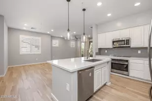 250 W Queen Creek Rd, Chandler, AZ 85248 - Photo 10