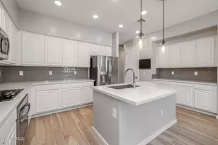 250 W Queen Creek Rd, Chandler, AZ 85248 - Photo 12