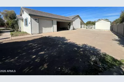 17218 E Starflower Court, Queen Creek, AZ 85142 - Photo 16