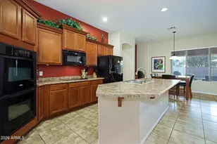 2011 W Spur Dr, Phoenix, AZ 85085 - Photo 18