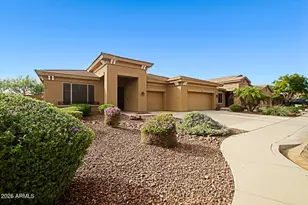 2011 W Spur Dr, Phoenix, AZ 85085 - Photo 2