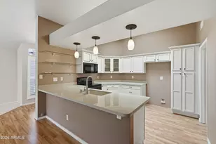 17155 N Joshua Path, Surprise, AZ 85374 - Photo 6