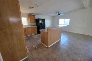 1502 N 180th Dr, Goodyear, AZ 85395 - Photo 6