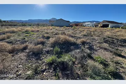 411 Skyline Boulevard #51, Clarkdale, AZ 86324 - Photo 2