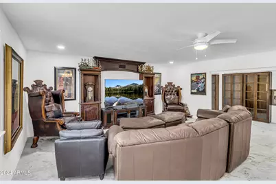 10601 W Bayside Road, Sun City, AZ 85351 - Photo 12