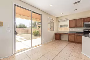 707 W Agrarian Hills Dr, San Tan Valley, AZ 85143 - Photo 10