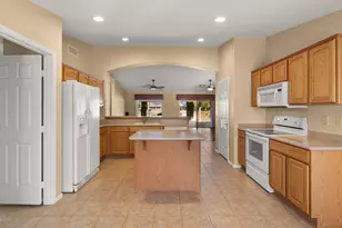 9846 E Diamond Dr, Sun Lakes, AZ 85248 - Photo 16