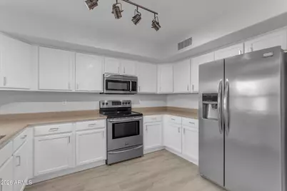 4662 E Cherry Hills Drive, Chandler, AZ 85249 - Photo 16