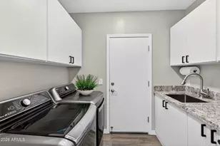 10674 E Butherus Dr, Scottsdale, AZ 85255 - Photo 26