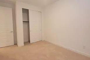 9833 W Catalina Dr, Phoenix, AZ 85037 - Photo 16