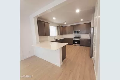 9833 W Catalina Drive, Phoenix, AZ 85037 - Photo 10