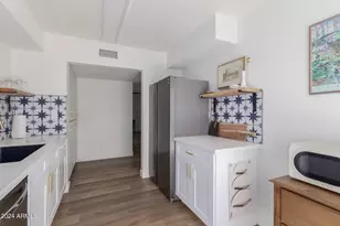 8241 N Central Ave, Phoenix, AZ 85020 - Photo 10