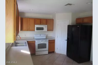 300 5th Avenue, Buckeye, AZ 85326 - Photo 6