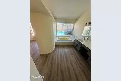 935 N Senate Street, Chandler, AZ 85225 - Photo 10