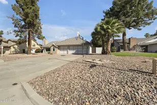 935 N Senate St, Chandler, AZ 85225 - Photo 4