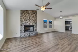 935 N Senate St, Chandler, AZ 85225 - Photo 6