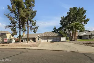 935 N Senate St, Chandler, AZ 85225 - Photo 2