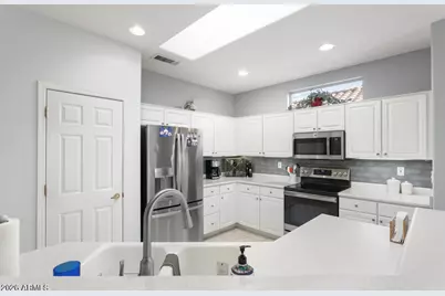 15343 W Echo Canyon Drive, Surprise, AZ 85374 - Photo 12