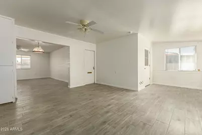 11014 W Cheryl Drive, Sun City, AZ 85351 - Photo 10