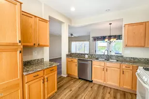 17961 N Somerset Dr, Surprise, AZ 85374 - Photo 8