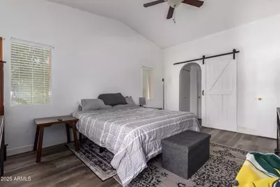 1820 E Morten Avenue #214, Phoenix, AZ 85020 - Photo 8