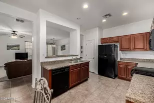 2854 S Peel Dr, Gilbert, AZ 85295 - Photo 14