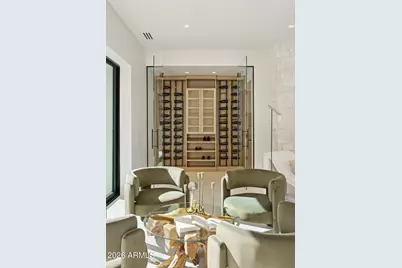 5761 N Echo Canyon Circle, Phoenix, AZ 85018 - Photo 12