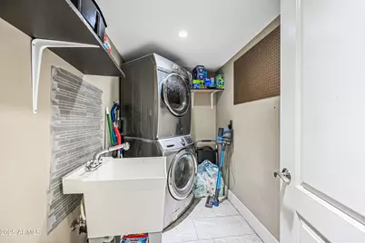 7940 E Camelback Road #411, Scottsdale, AZ 85251 - Photo 40