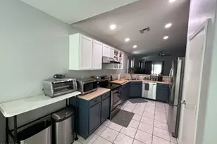 10758 W Cambridge Ave, Avondale, AZ 85392 - Photo 8