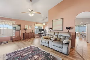 10744 W Echo Ln, Peoria, AZ 85345 - Photo 4