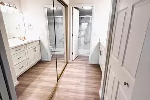 7300 N Dreamy Draw Dr, Phoenix, AZ 85020 - Photo 6