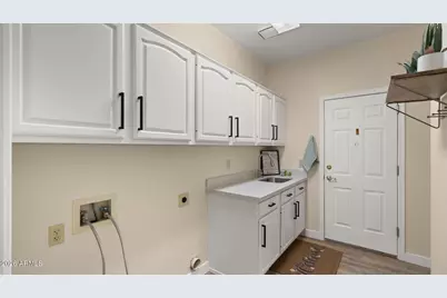 4552 W Soft Wind Drive, Glendale, AZ 85310 - Photo 14